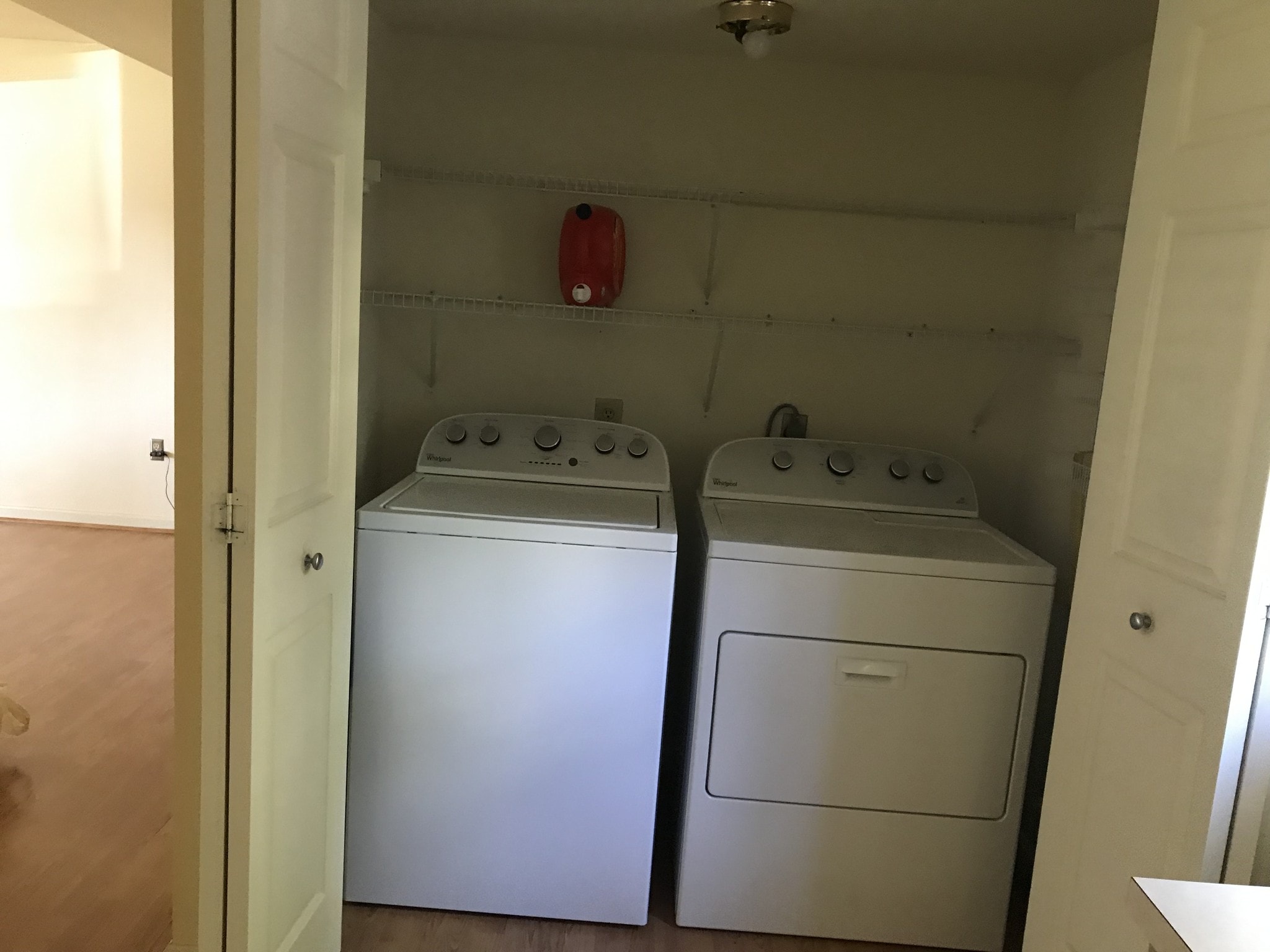 washer and dryer - 1755 Weatherburn Dr
