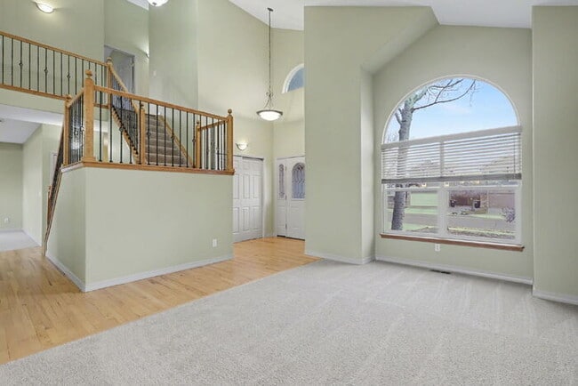Building Photo - Spacious 5-Bedroom Home Backing to Open Space with Mountain Views