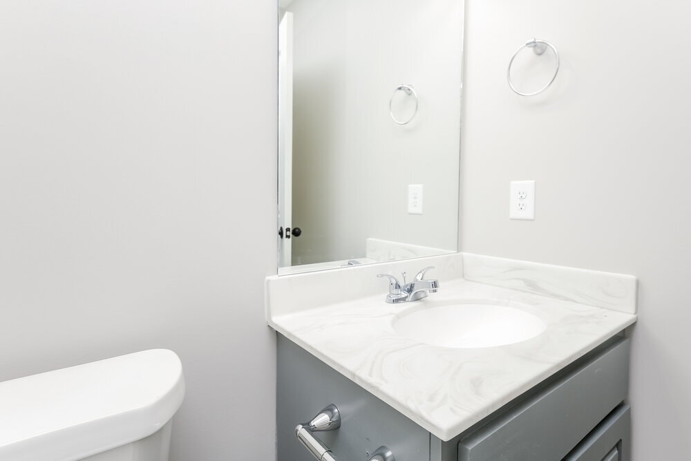 Building Photo - 844 Pinnacle Dr.