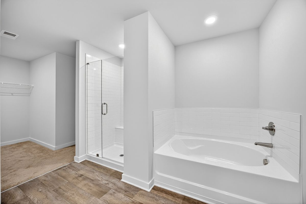 Building Photo - 583 Overlook Rd