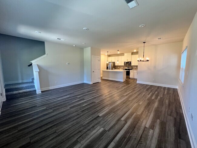 Building Photo - 1511 Henderson Pt Aly