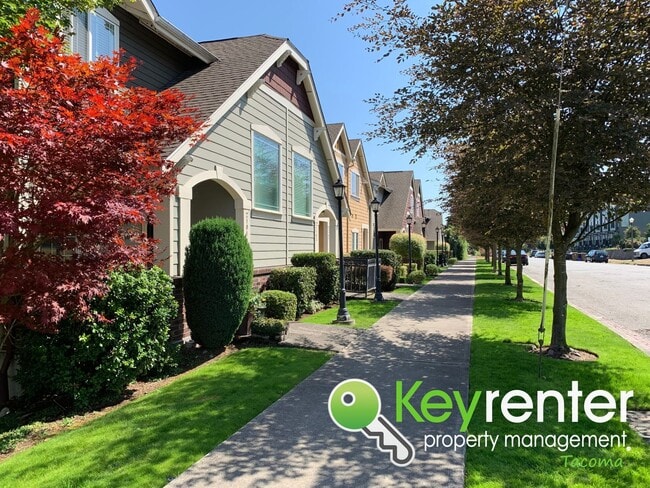 Building Photo - Luxury View Home in Gas Lamp Terrace, near...