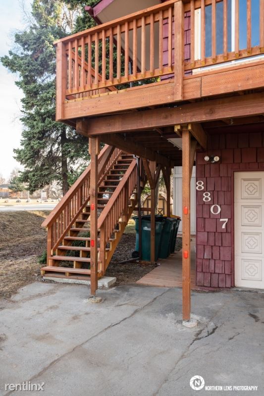 Building Photo - 8807 Washburn St