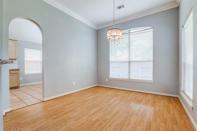 Building Photo - 9331 Rodgers Rd