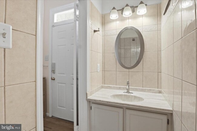 Building Photo - 5927 Wild Brook Ct