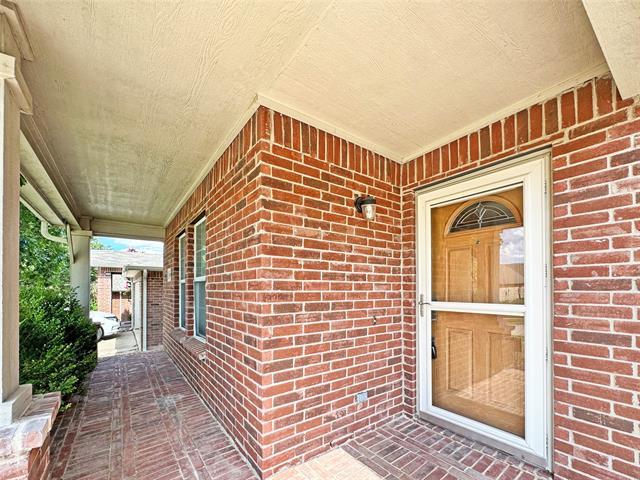 Building Photo - 9831 Dartmouth Dr