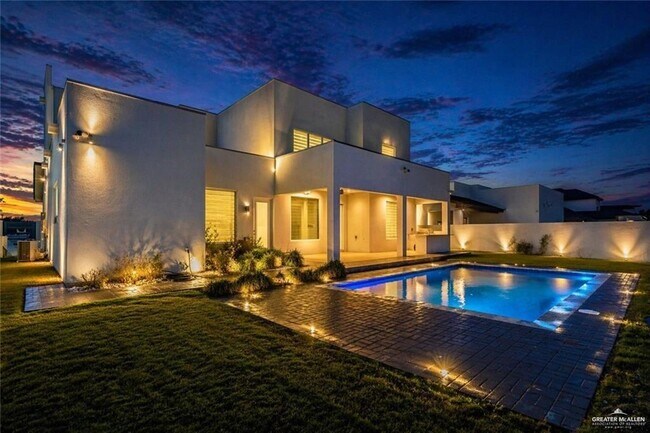 Building Photo - 29 Doctor's Dr