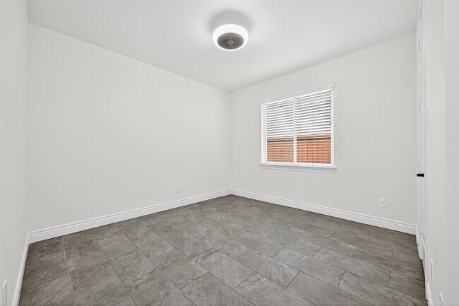 Building Photo - 151 Kate Pl Ct
