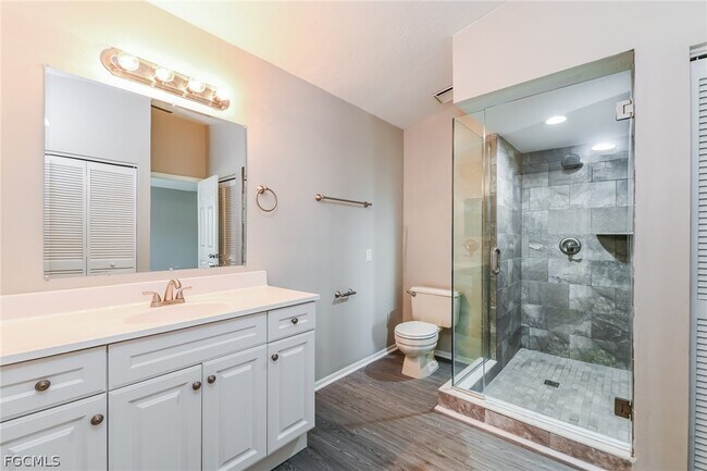 Building Photo - 17412 Oriole Rd