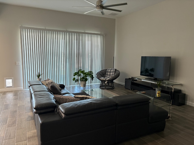 Building Photo - 37852 W San Clemente St