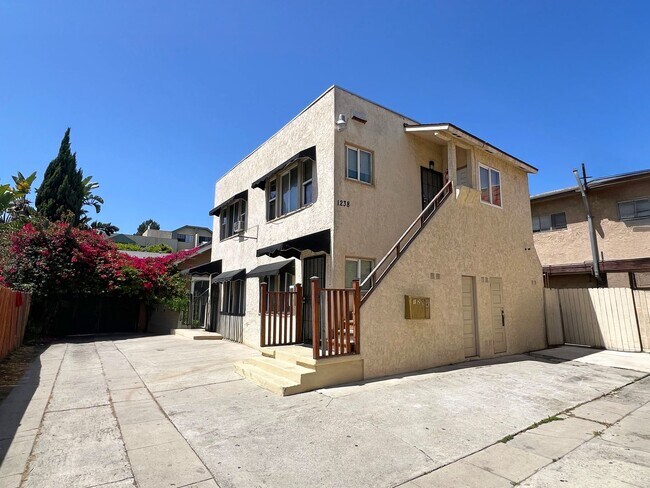 Building Photo - LB1238