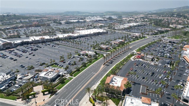 Building Photo - 160 Longden