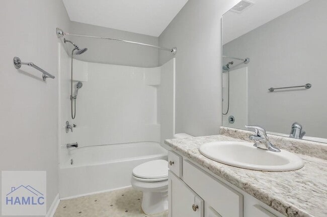 Building Photo - 12 Trask Cir