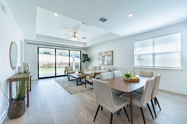 Building Photo - 1040 Villa Rialto View
