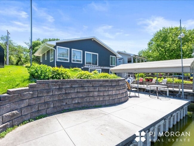 Building Photo - Relax. Recharge. Repeat. Lakefront Living ...