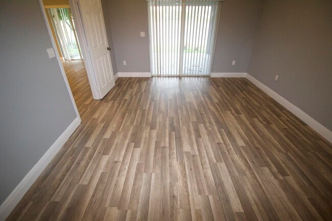 Building Photo - 5086 Rambler Rose Way