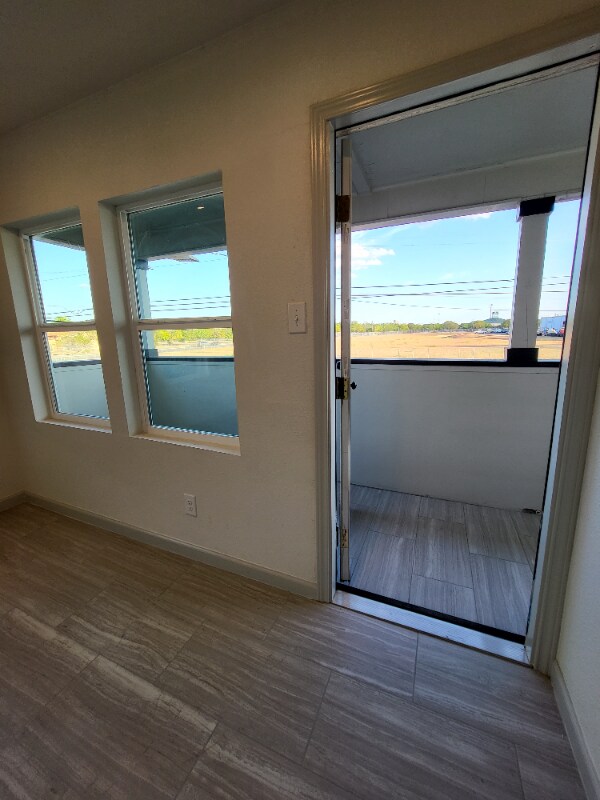 Building Photo - 2417 Castroville Rd