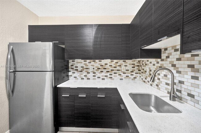 Building Photo - 2731 NW 1st St