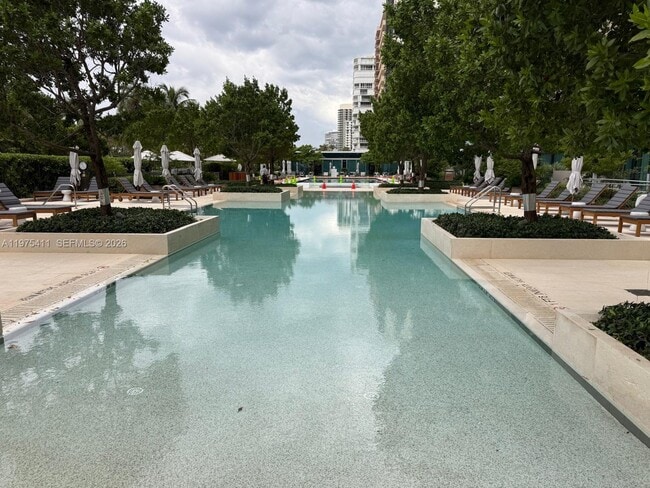 Building Photo - 10203 Collins Ave