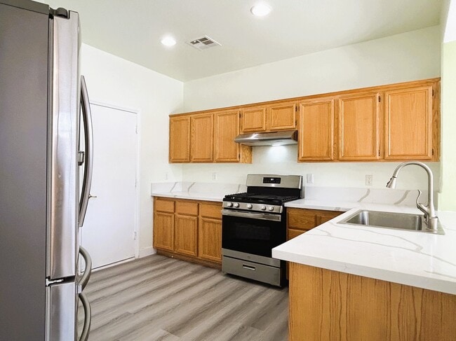 Building Photo - 10921 Napa Ridge Dr