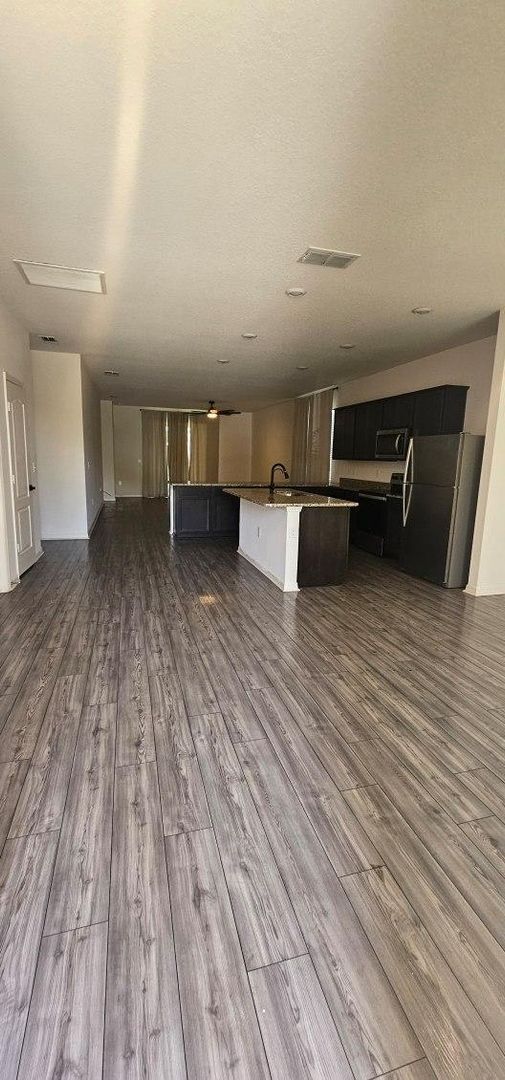 Building Photo - 6236 Dolostone Dr