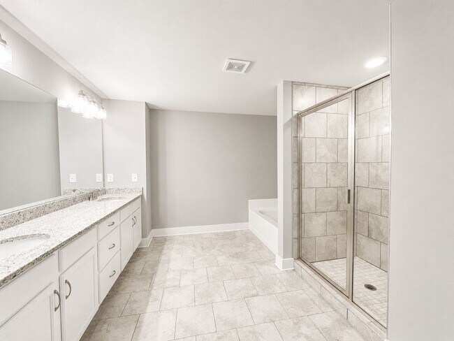 Building Photo - Discover your next home in the heart of Cornelia!