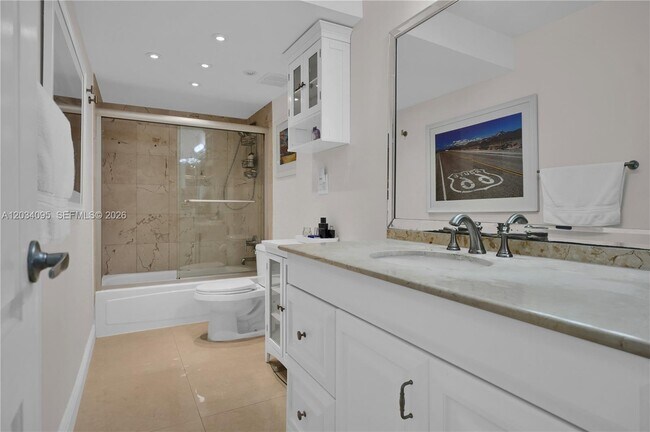 Building Photo - 10275 Collins Ave