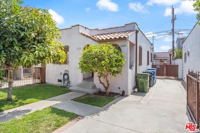 Building Photo - 2840 S Mansfield Ave