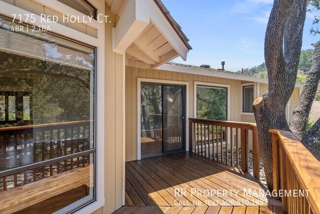 Building Photo - 7175 Red Holly Ct