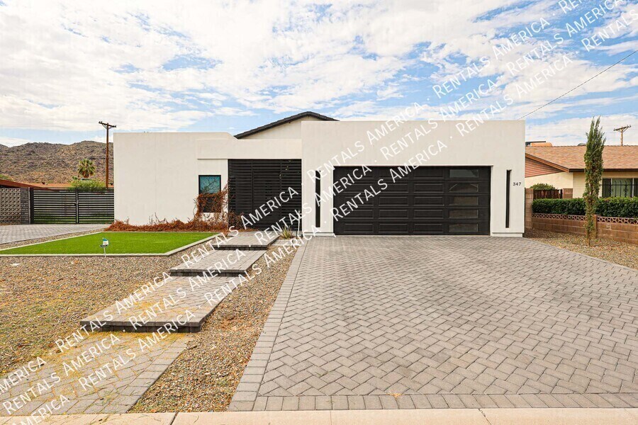 Building Photo - 347 E La Mirada Dr
