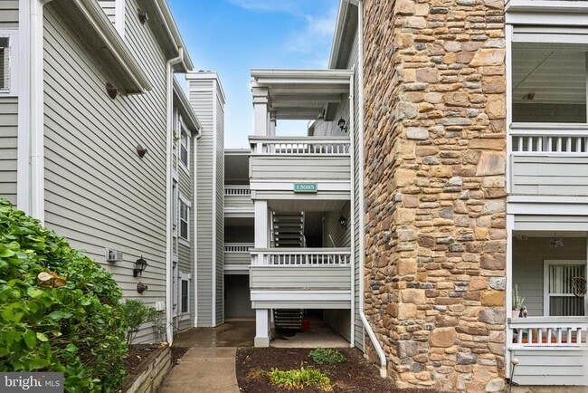 Building Photo - 13085 Autumn Woods Way
