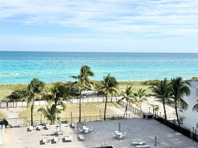 Building Photo - 9273 Collins Ave