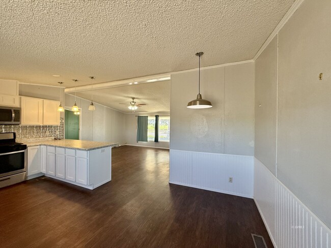 Building Photo - 7316 W Safford Bryce Rd