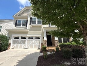 Building Photo - 1019 Dunhill Ln