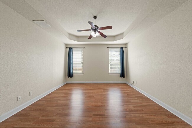 Building Photo - 11230 Begonia rock