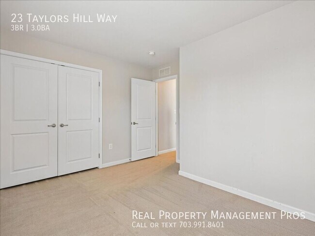 Building Photo - 23 Taylors Hl Wy