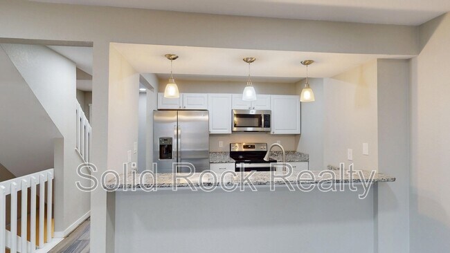 Building Photo - 2331 Lexington Village Ln