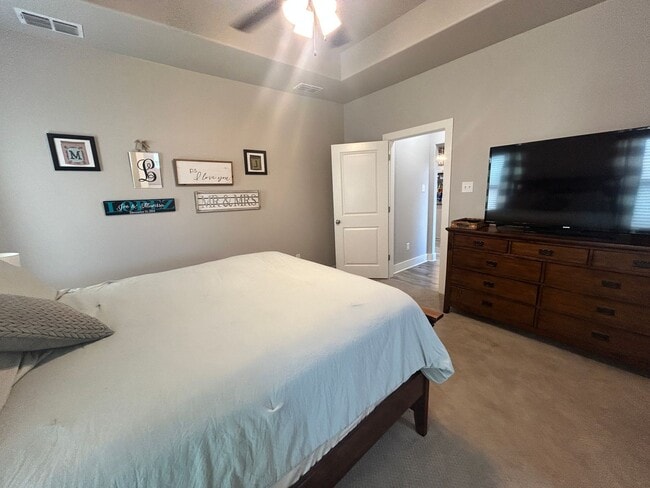 Building Photo - 4 Bed 2 bath Frenship ISD