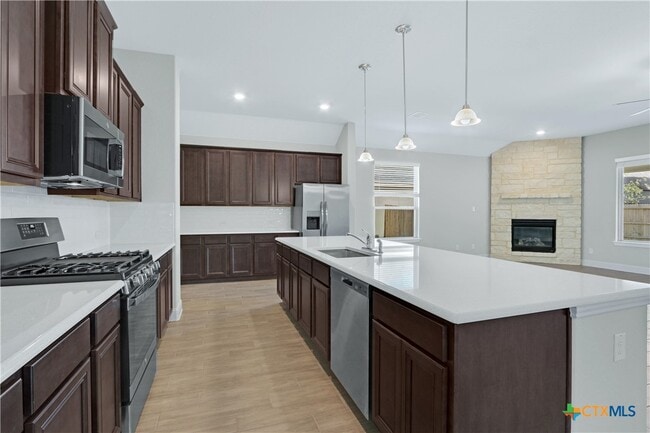 Building Photo - 2244 Meadow Way St