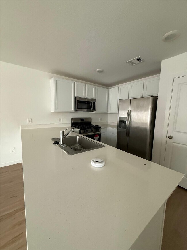 Building Photo - 2617 Castille Vly Pl