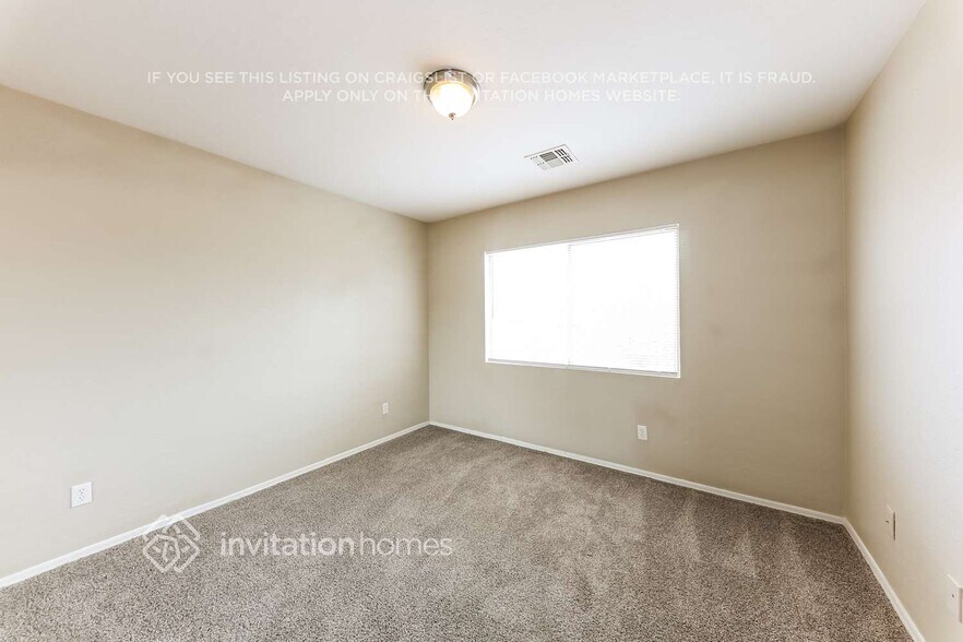 Building Photo - 11382 W Pima St