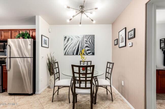 Building Photo - 17017 N 12th St