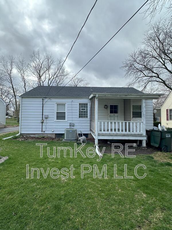 Building Photo - 17959 Loomis Ave