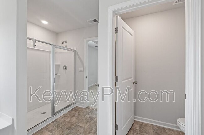 Building Photo - 1429 Deer Hollow Run