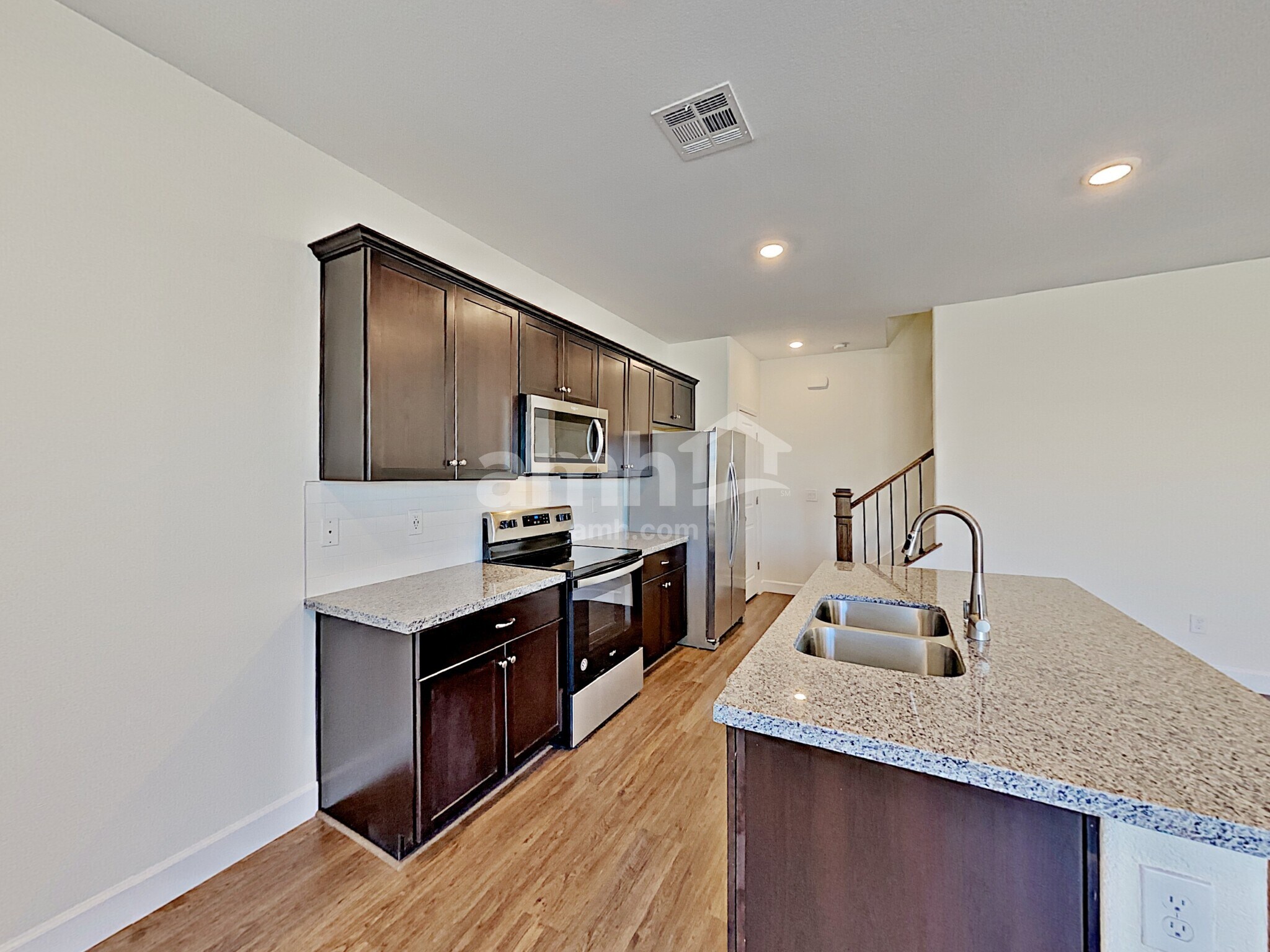 Building Photo - 8116 Inhibition Ct