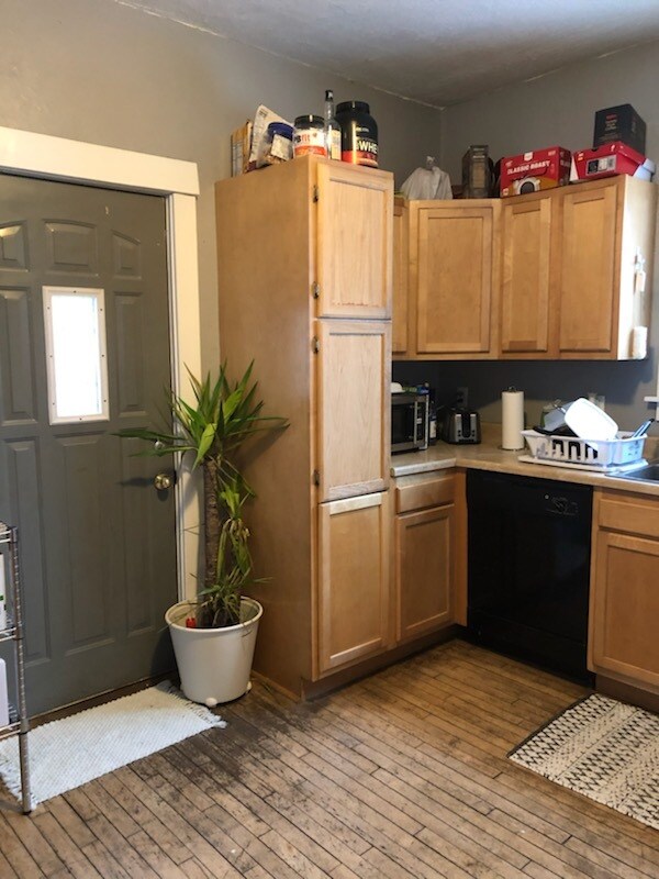 Building Photo - 110 Glenwood Ave