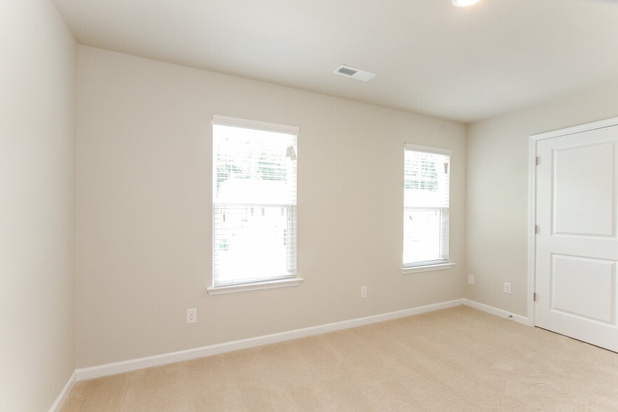 Building Photo - 1147 Rankin Oaks St