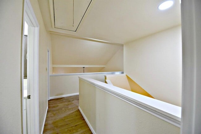 Building Photo - 6606 Hondo Bend