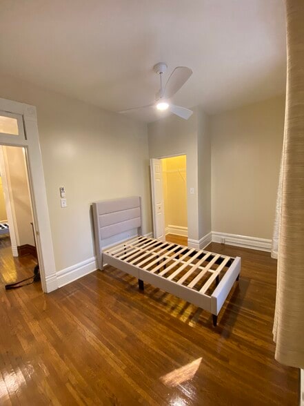 Building Photo - 1372 Neil Ave