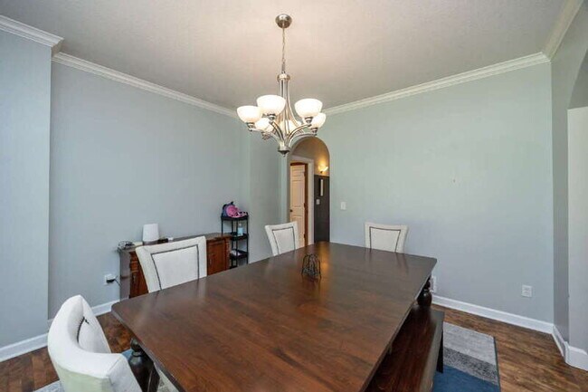 Building Photo - 2348 NW 75th Ave